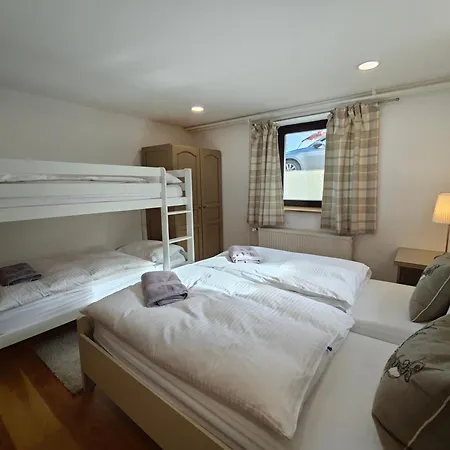 Hisa Miha Stunning Spacious House & Apartment Podkoren Kranjska Gora Exterior photo