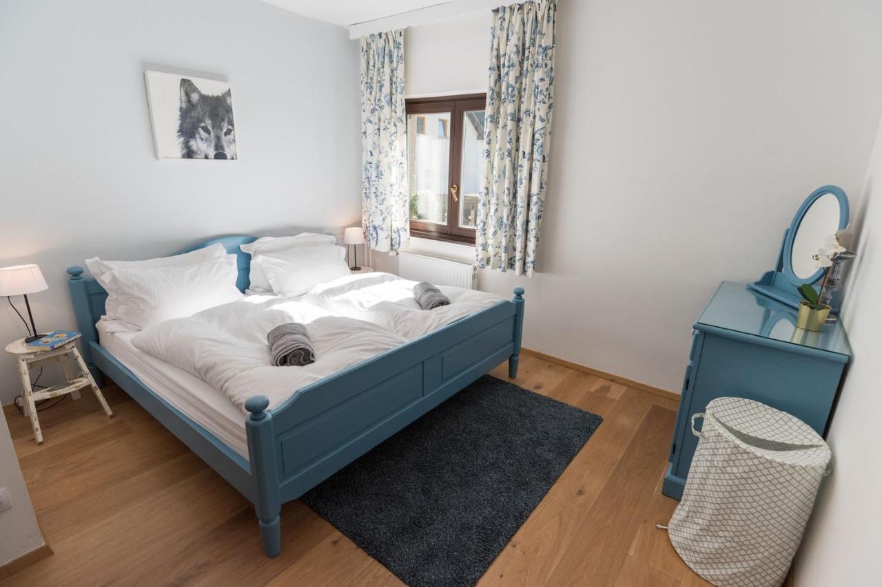 Apartment Hisa Miha Stunning Spacious House & Podkoren