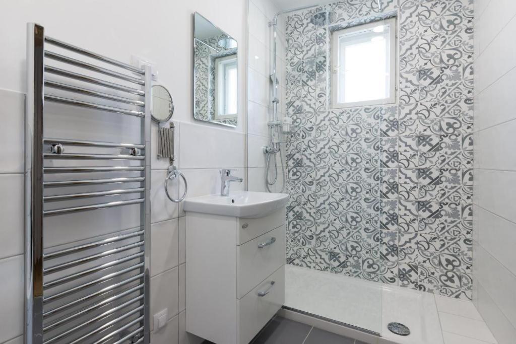 Apartment Hisa Miha Stunning Spacious House & Podkoren *